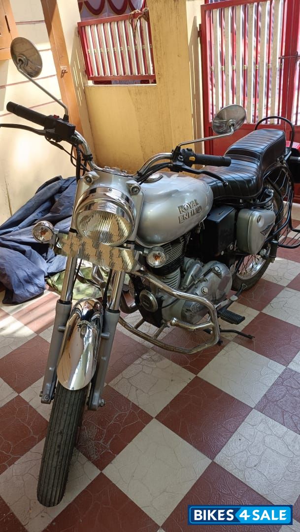 Silver Royal Enfield Bullet Electra