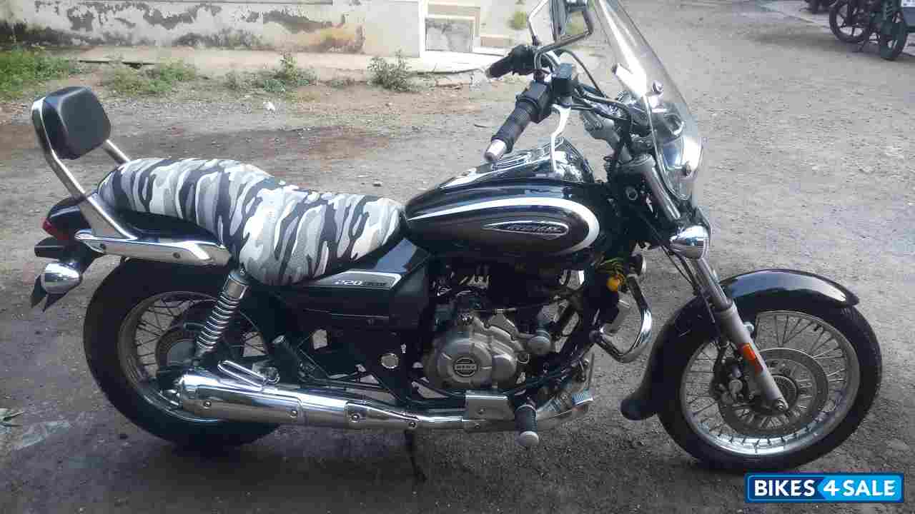 Bajaj Avenger Cruise 220 BS6