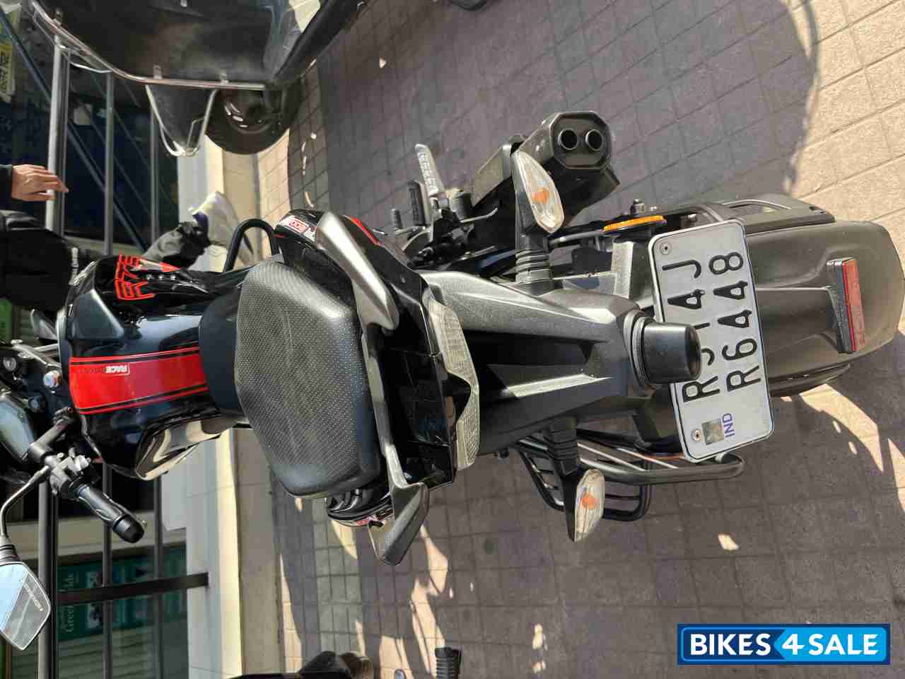 TVS Apache RTR 200 4V