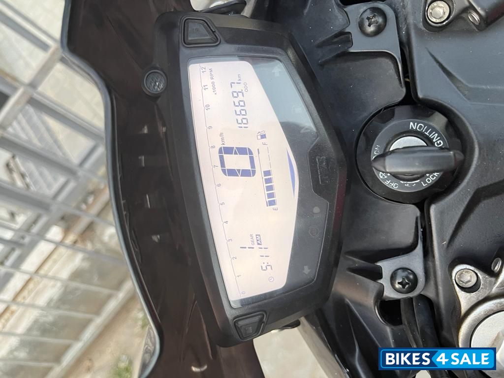 TVS Apache RTR 200 4V