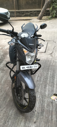 Honda CB Hornet 160R