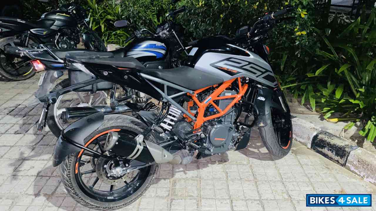 KTM Duke 250
