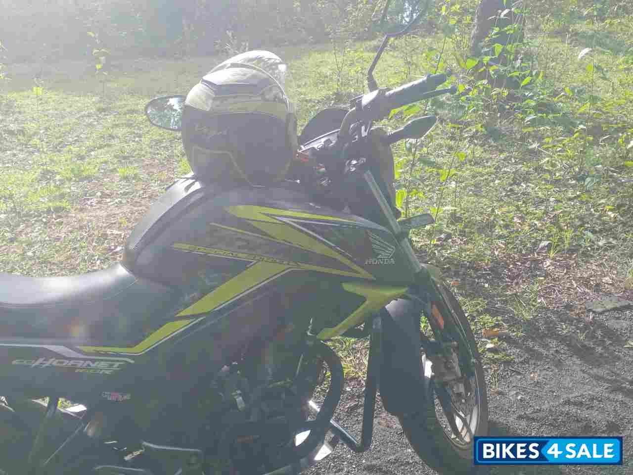 Honda CB Hornet 160R ABS