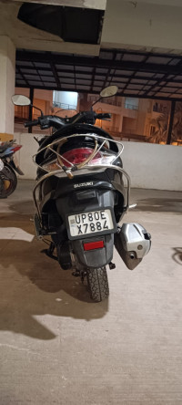 Suzuki Burgman Street