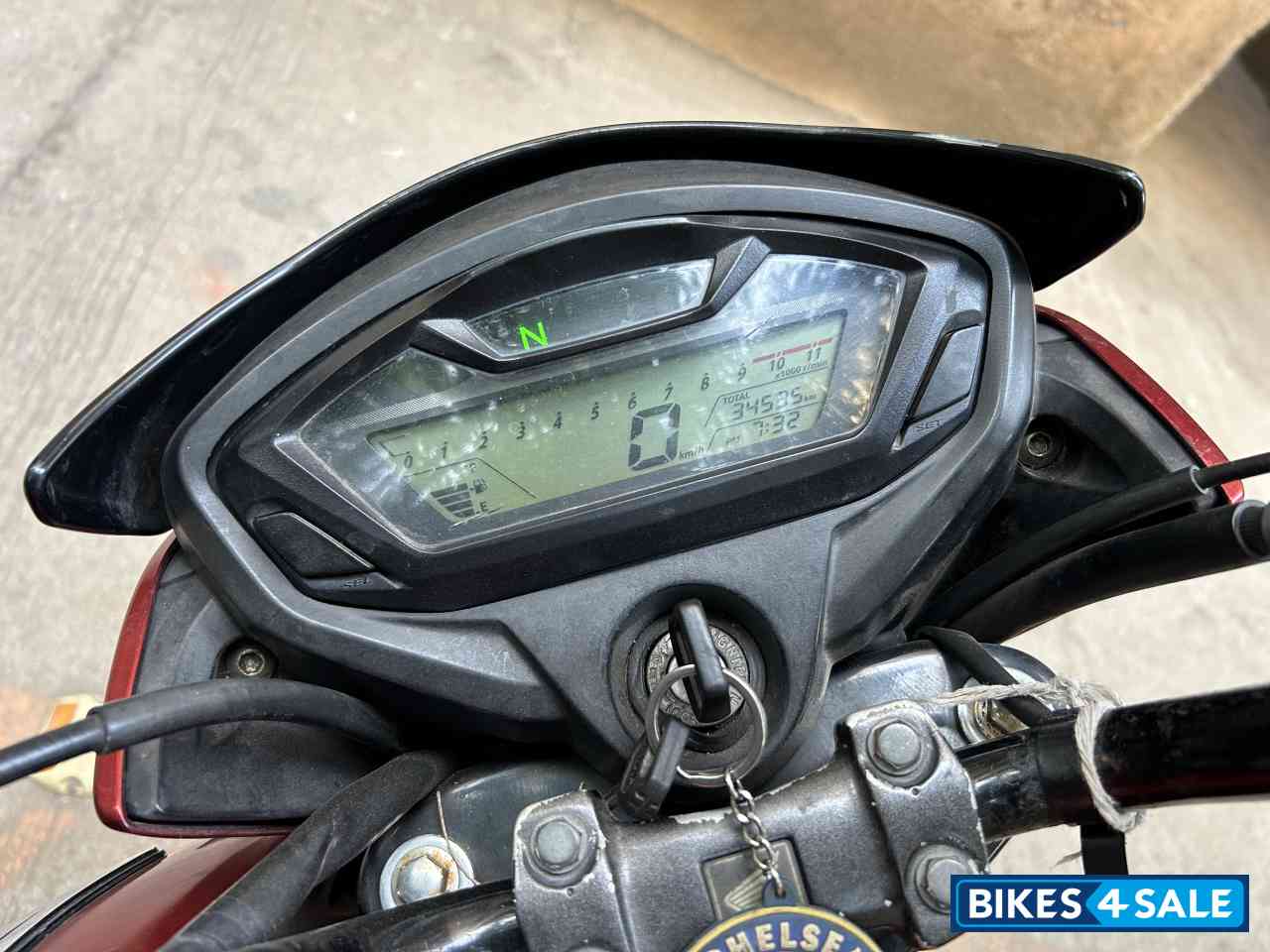 Red Honda CB Unicorn 160