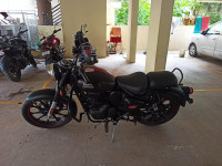 Royal Enfield Classic Stealth Black