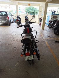 Royal Enfield Classic Stealth Black