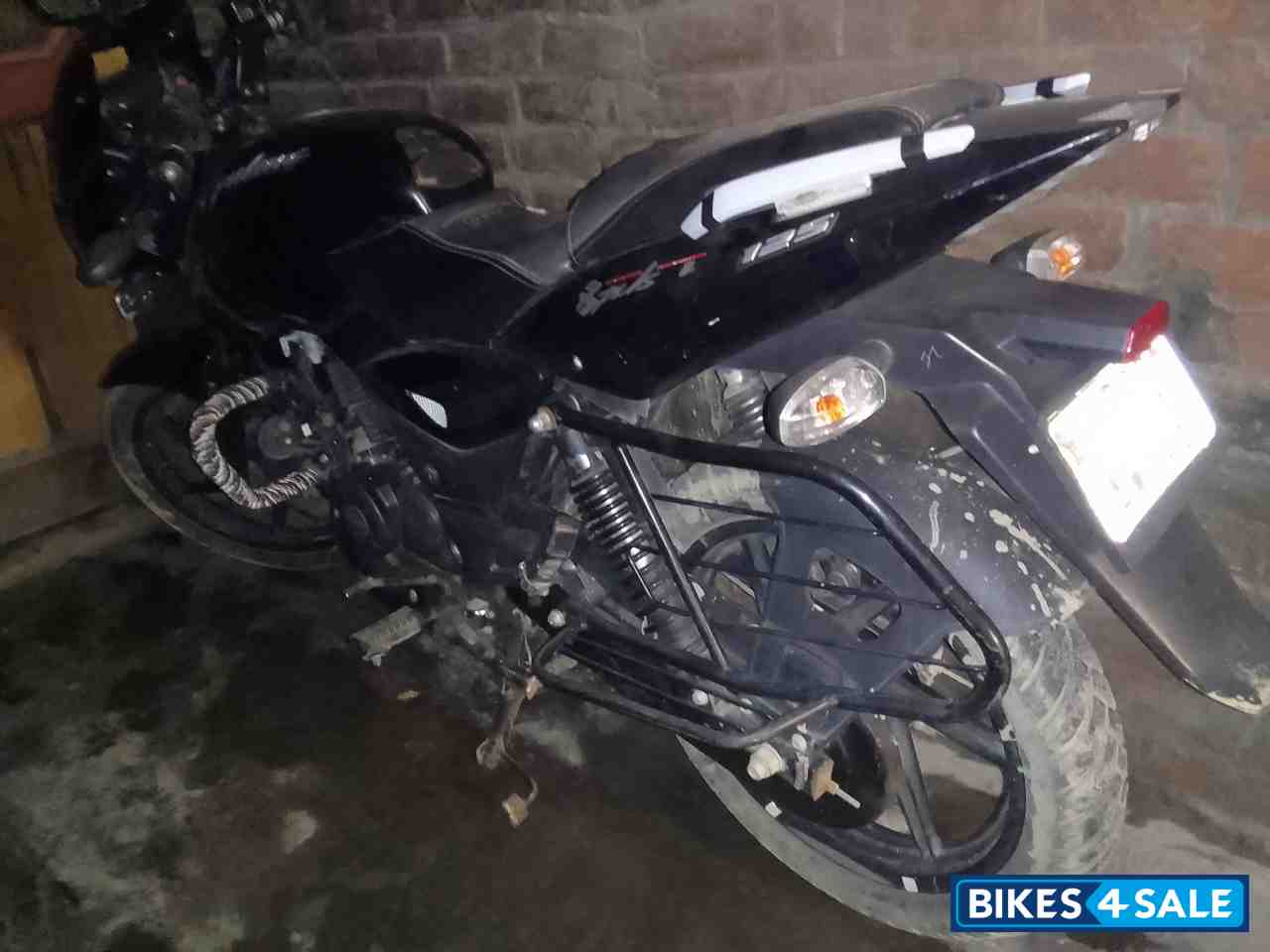 Bajaj Pulsar 125 Neon BS6