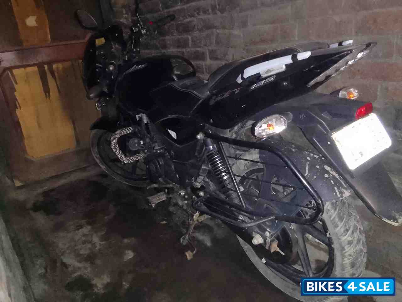 Bajaj Pulsar 125 Neon BS6