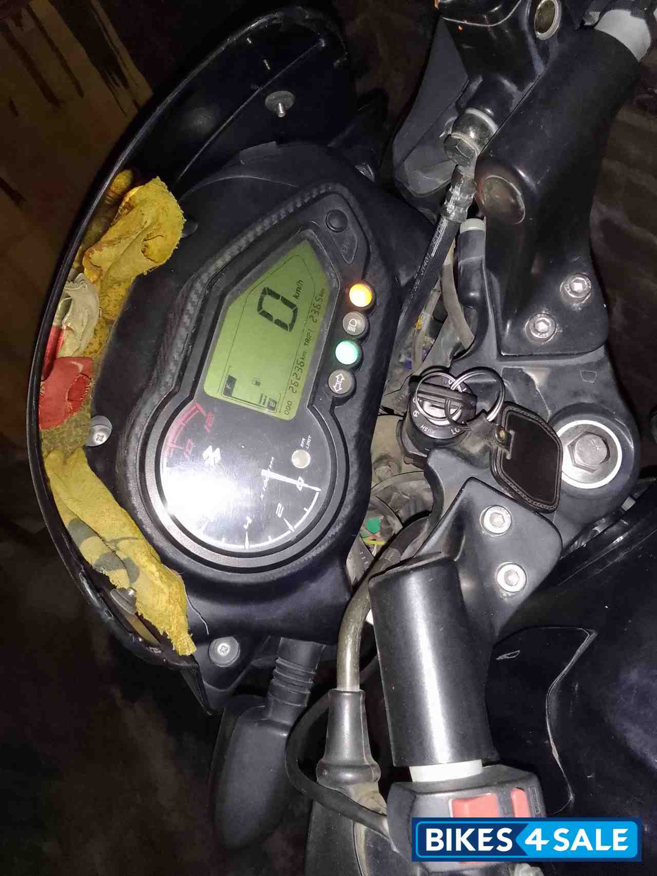 Bajaj Pulsar 125 Neon BS6