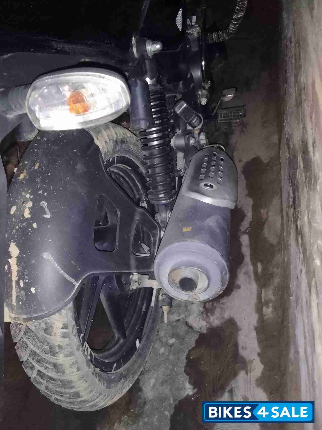 Bajaj Pulsar 125 Neon BS6