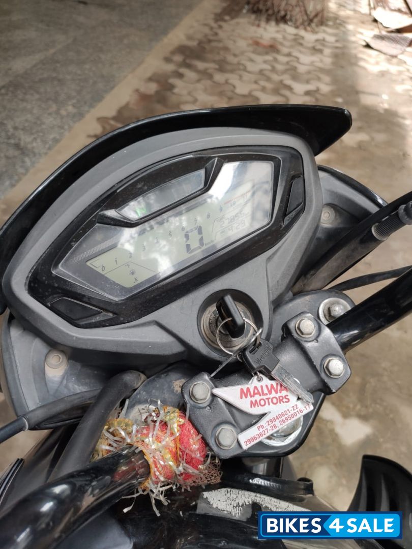 Black Honda CB Unicorn 160