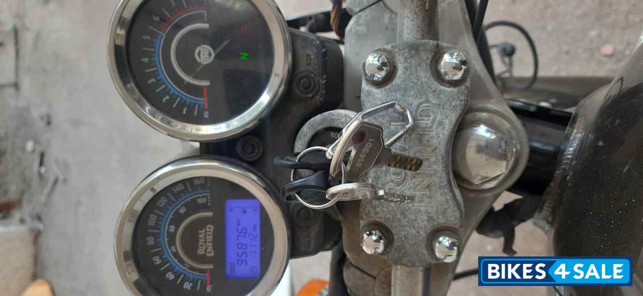 Grey Royal Enfield Thunderbird 500