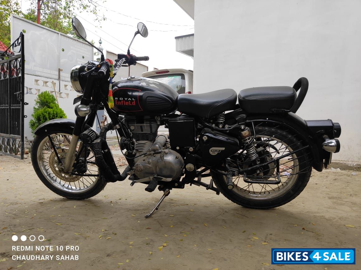 Black Royal Enfield Classic 350