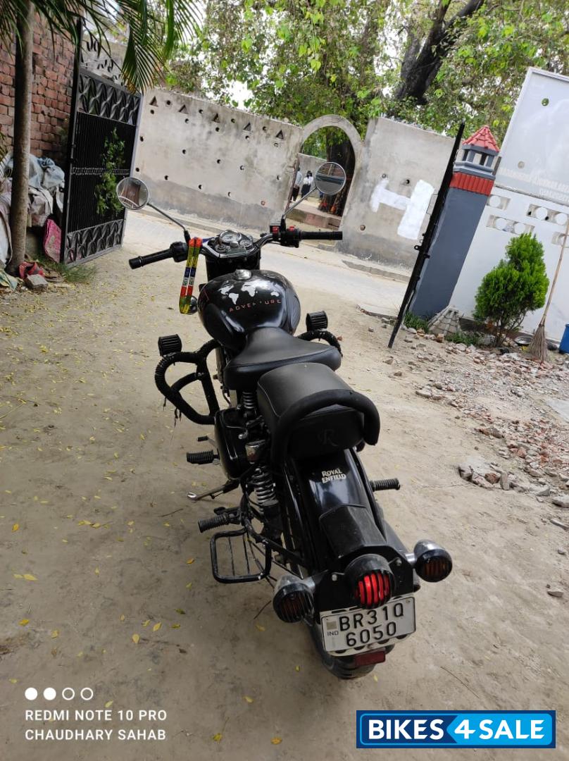 Black Royal Enfield Classic 350