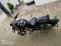 Black Royal Enfield Classic 350