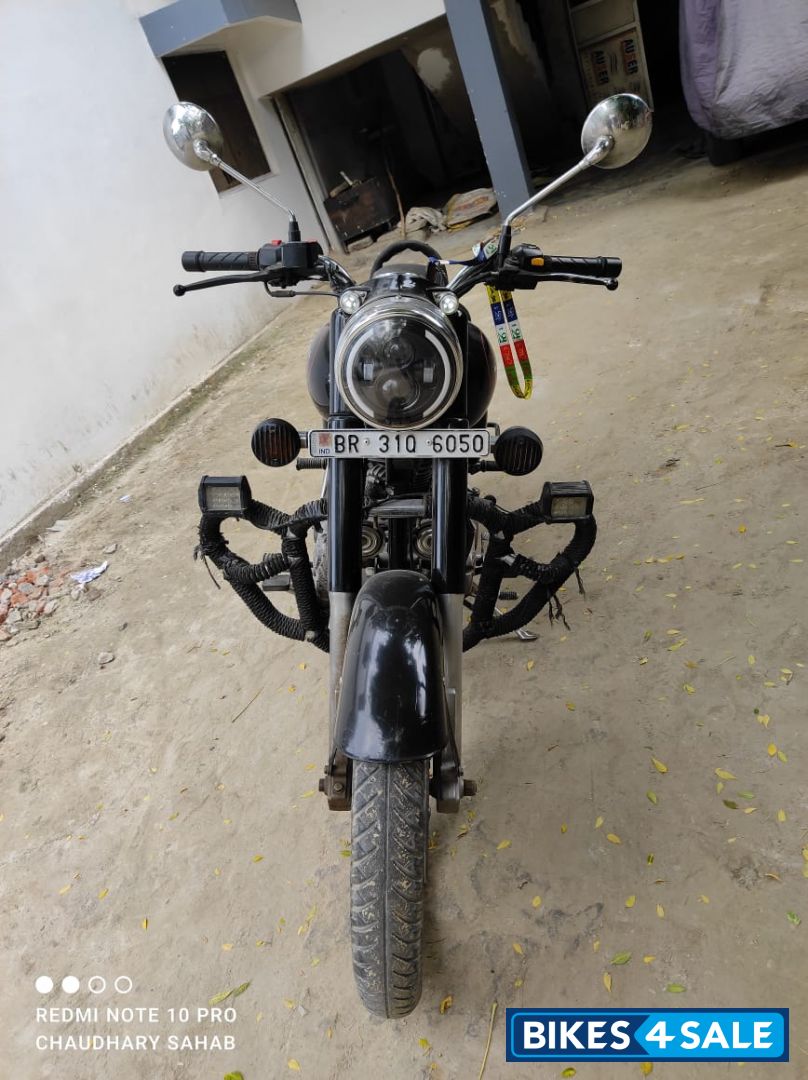 Black Royal Enfield Classic 350
