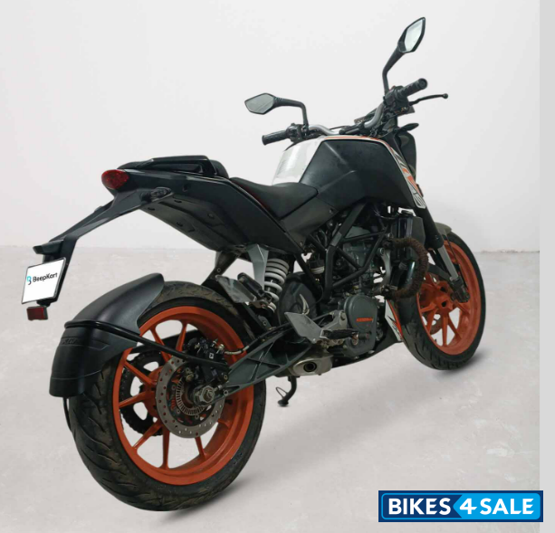 KTM Duke 125