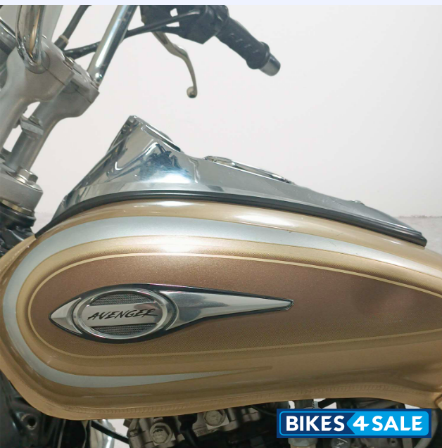 Bajaj Avenger Cruise 220