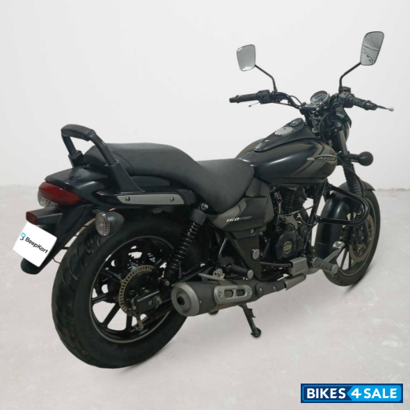 Bajaj Avenger Street 160