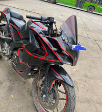 Bajaj Pulsar RS 200 ABS