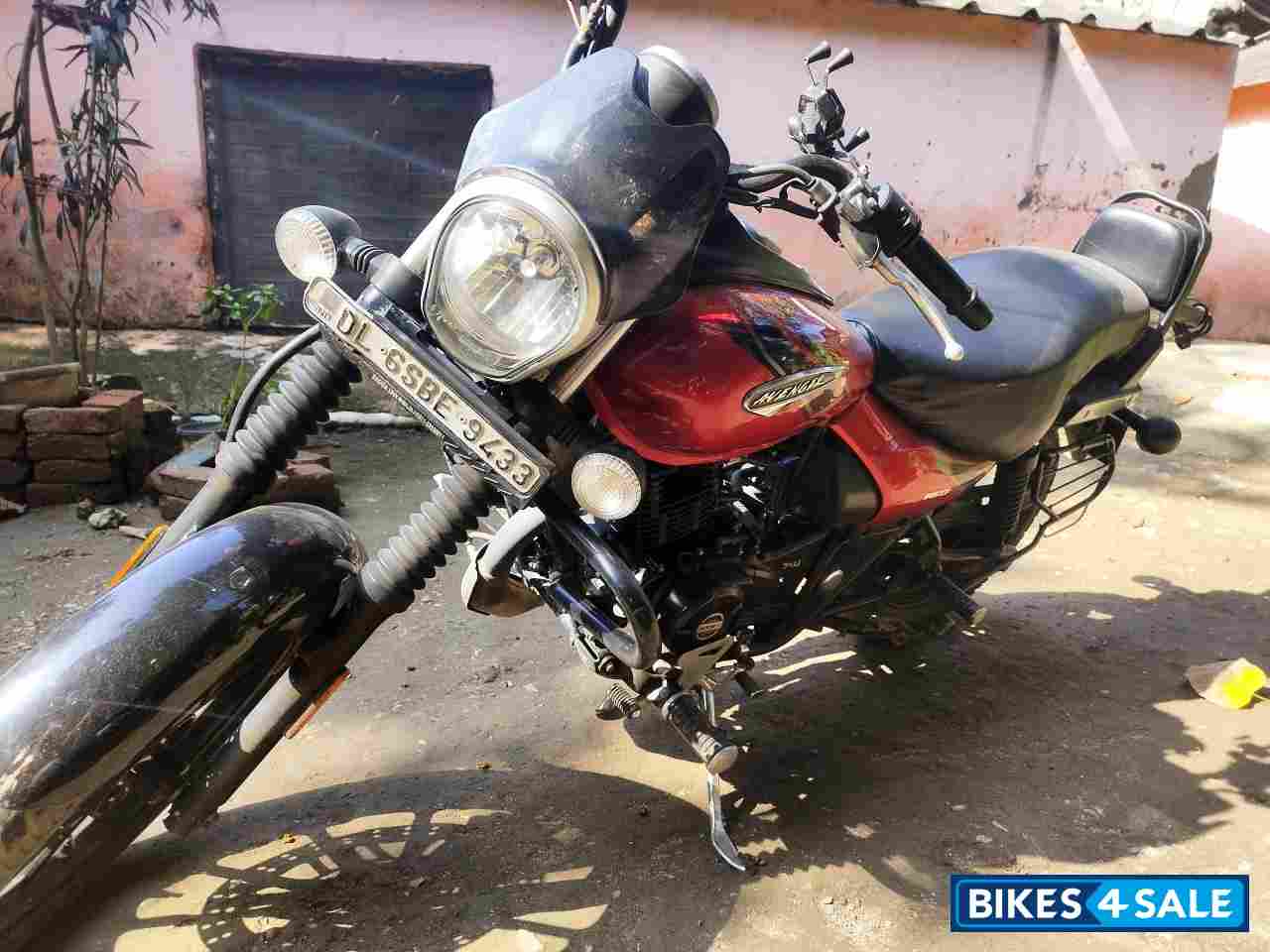 Bajaj Avenger Street 160 BS6 Bajaj Avenger Street 160 BS6