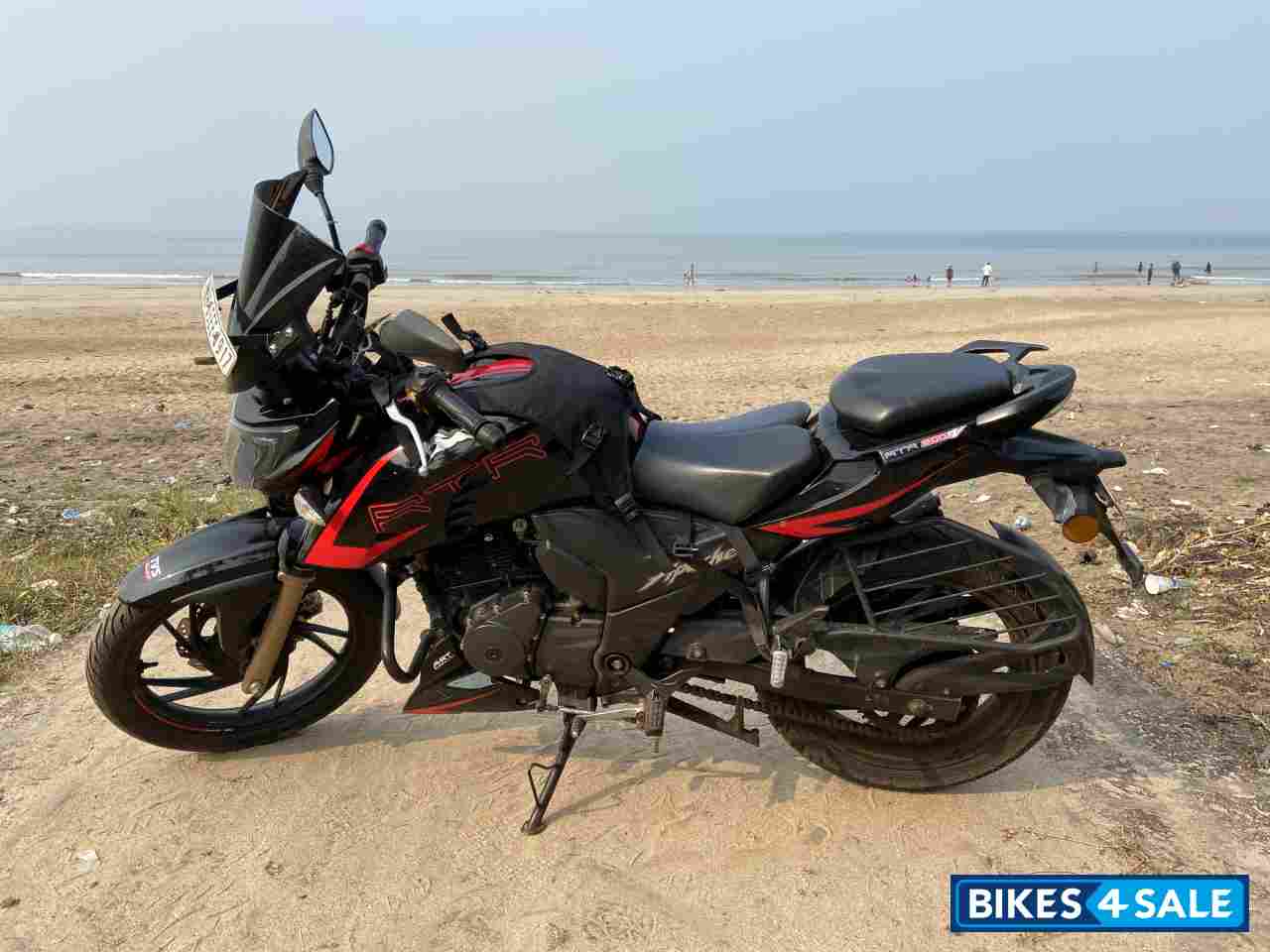 TVS Apache RTR 200 4V