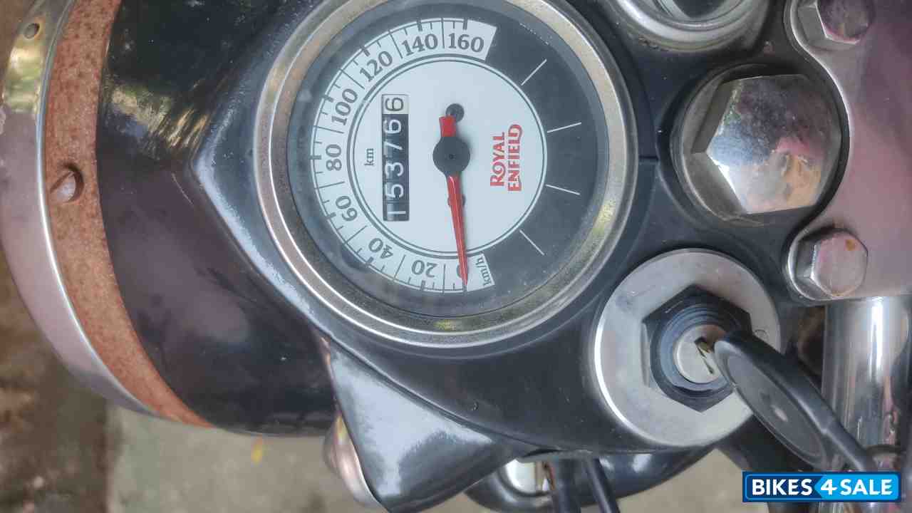 Black Royal Enfield Vintage Bullet