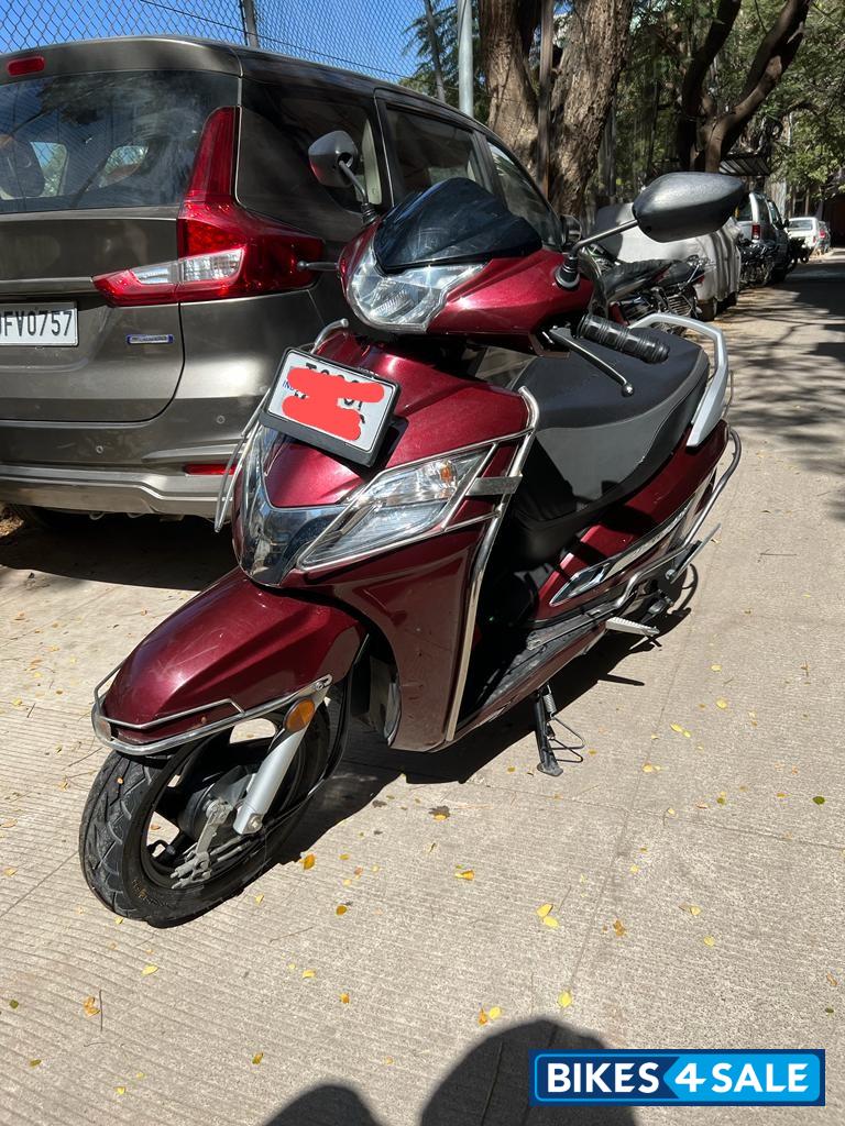 Rebel Red Honda Activa 125 BS6