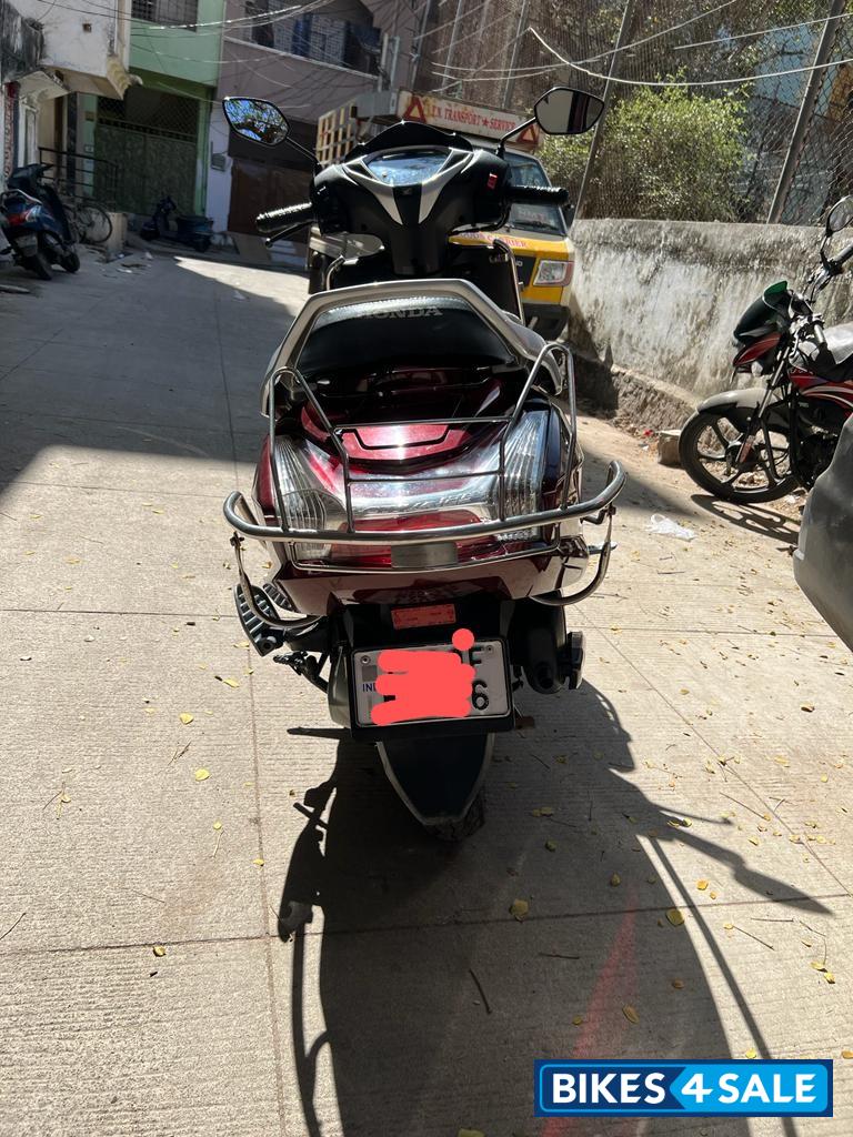 Rebel Red Honda Activa 125 BS6