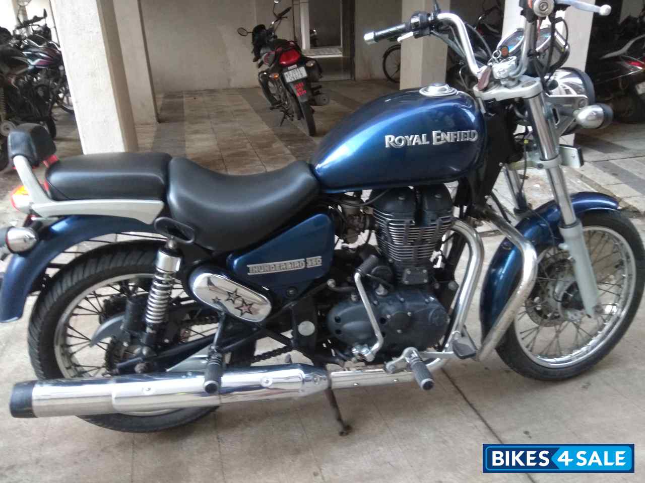 Marine Blue Royal Enfield Thunderbird 350