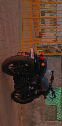 Royal Enfield Hunter 350 Metro