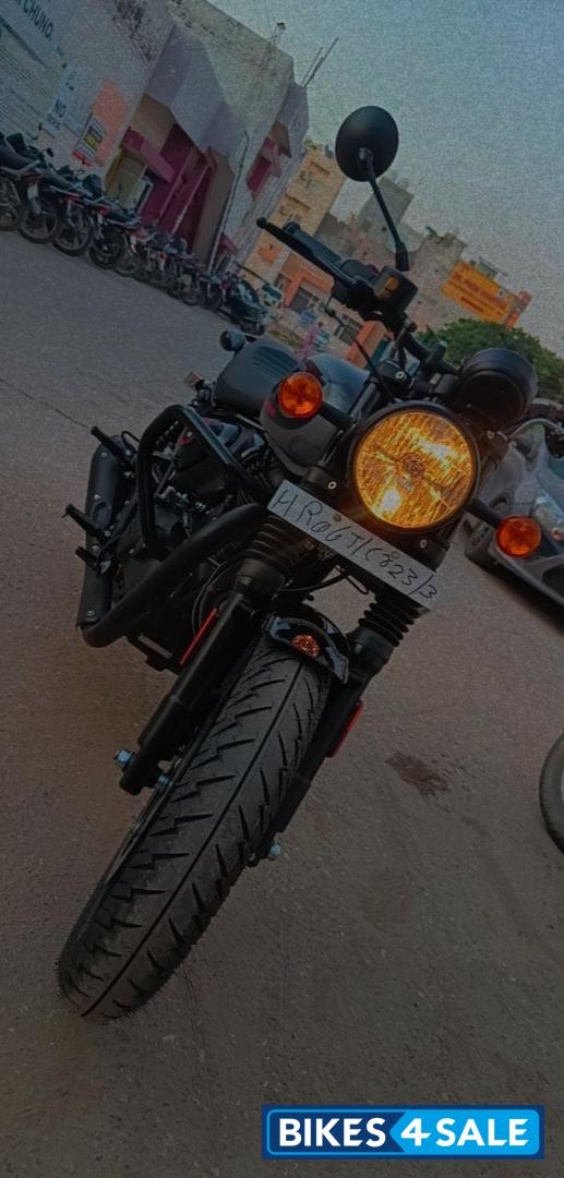 Royal Enfield Hunter 350 Metro