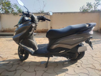 Suzuki Burgman Street