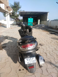 Suzuki Burgman Street