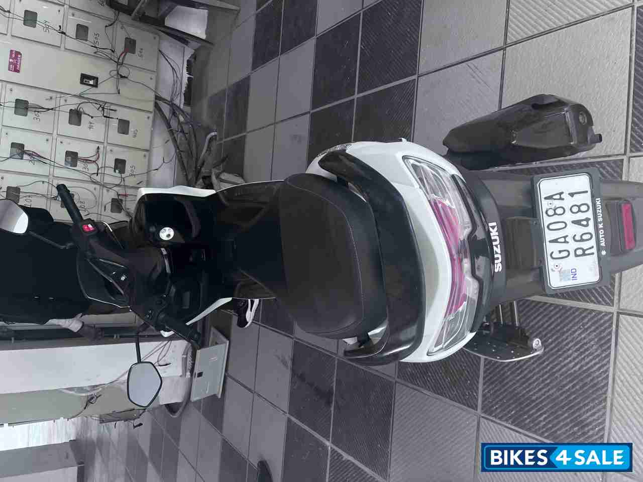 Suzuki Burgman Street