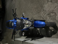 Blue Suzuki Gixxer SF