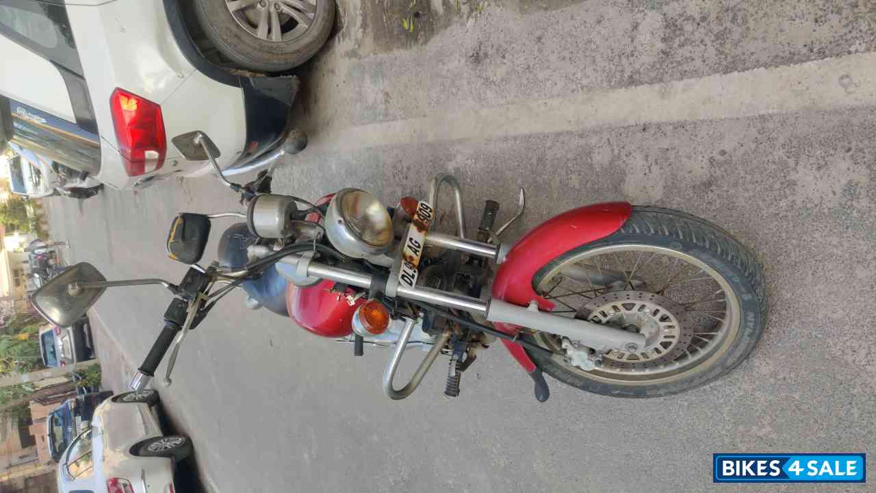 Bajaj Avenger 220 DTS-i