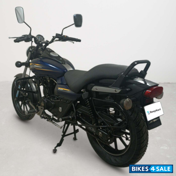 Bajaj Avenger Street 150