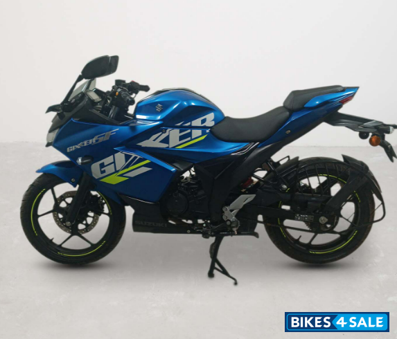 Suzuki Gixxer SF