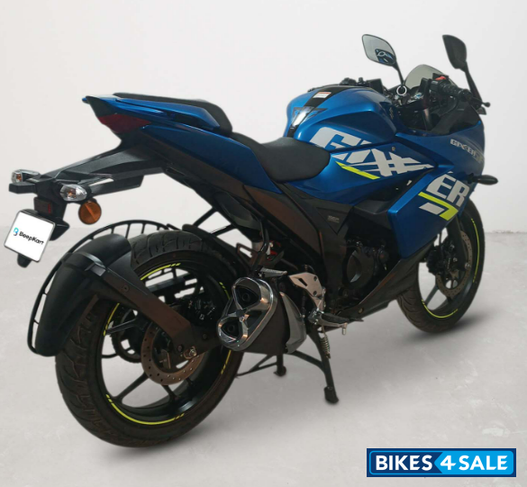 Suzuki Gixxer SF
