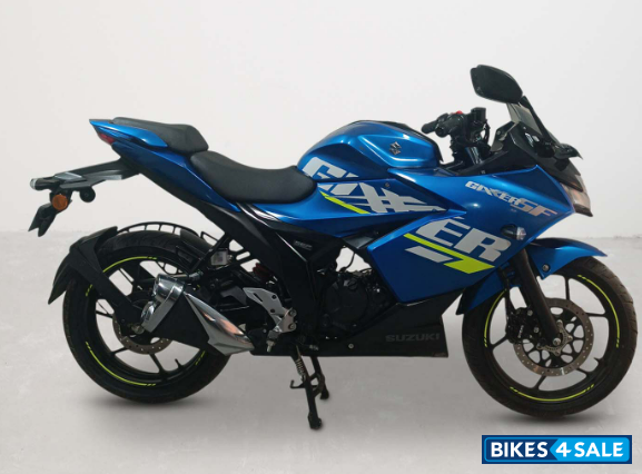 Suzuki Gixxer SF