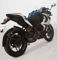 Bajaj Pulsar RS 200