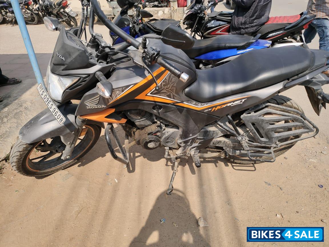 Honda CB Hornet 160R ABS