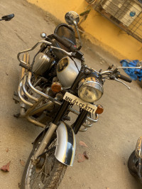 Royal Enfield Classic 500