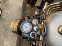 Royal Enfield Classic 500