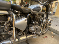 Royal Enfield Classic 500