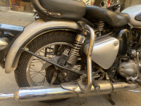 Royal Enfield Classic 500