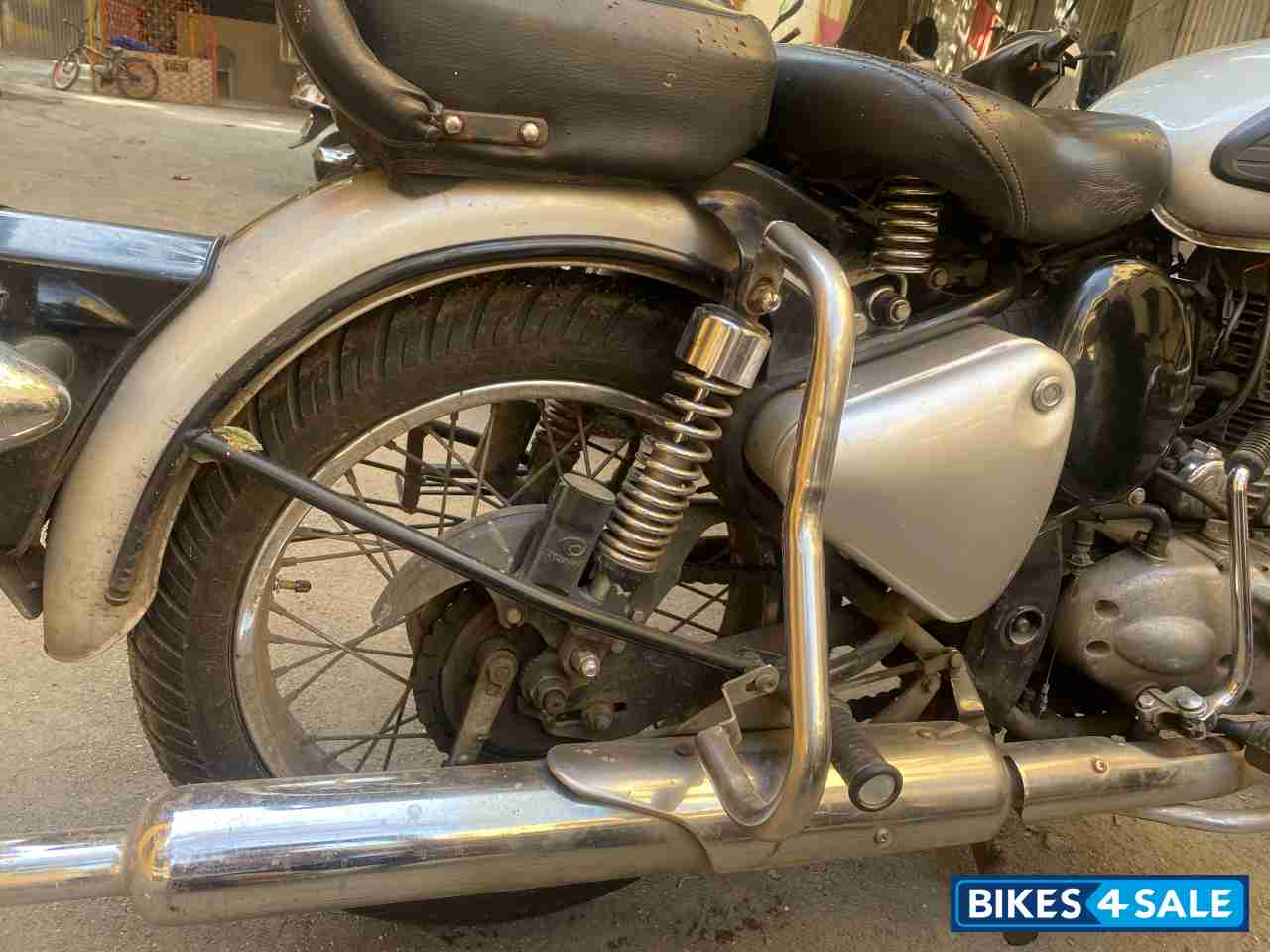 Royal Enfield Classic 500