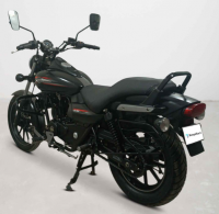 Bajaj Avenger Street 220